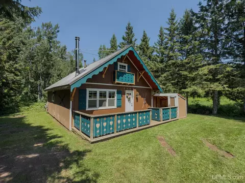 6326 Wedeln, Bessemer, MI 49938