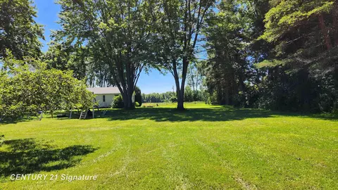 Exterior - 10320 Frances, Flushing, MI 48433 photo 3 of 7