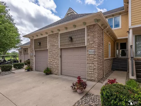 3134 Charme Hbr, Monroe, MI 48162