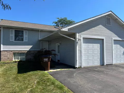 516 River Pointe, Milan, MI 48160