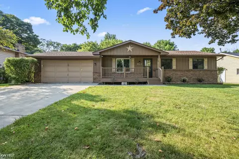 3296 Brookgate, Flint, MI 48507