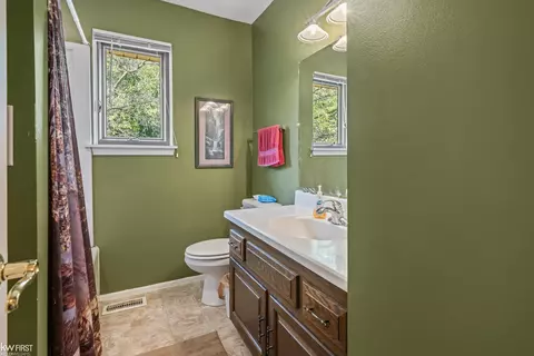 3296 Brookgate, Flint, MI 48507 photo 13