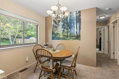 3296 Brookgate, Flint, MI 48507 photo 5
