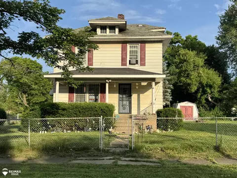 866 Tacken, Flint, MI 48532