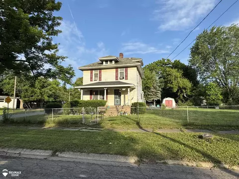 866 Tacken, Flint, MI 48532 photo 2