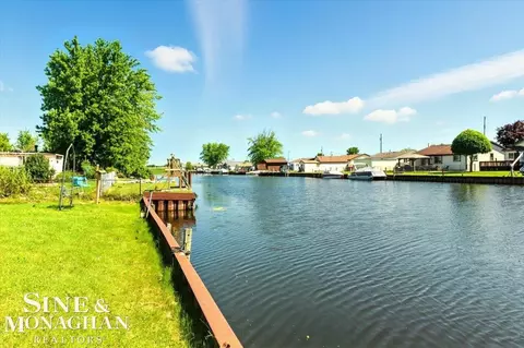 View/Area - 7319 Bealane, Algonac, MI 48001 photo 1 of 11