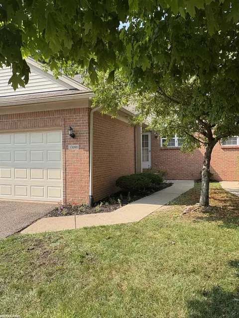 Exterior - 33090 Forest Park, Wayne, MI 48184 photo 2 of 3