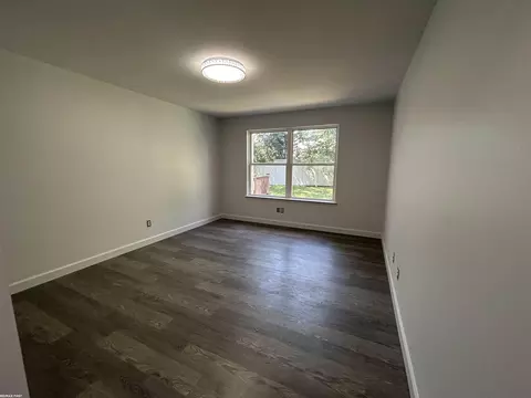 Bedroom - 33090 Forest Park, Wayne, MI 48184 photo 4 of 4