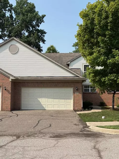 33090 Forest Park, Wayne, MI 48184