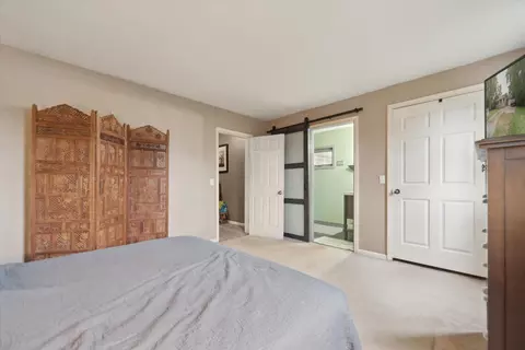 Bedroom - 437 Iris, Lansing, MI 48917 photo 2 of 4