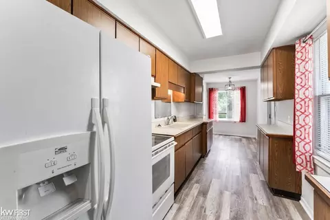 Kitchen - 1132 Wisner, Mount Morris, MI 48458 photo 1 of 2