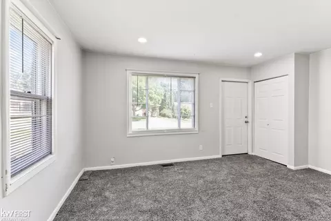 Living - 1132 Wisner, Mount Morris, MI 48458 photo 1 of 3
