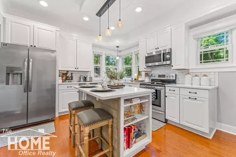 Kitchen - 601 Ada, Owosso, MI 48867 photo 1 of 4