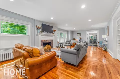 Living - 601 Ada, Owosso, MI 48867 photo 1 of 1