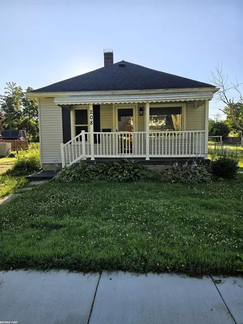 208 Arthur, Yale, MI 48097