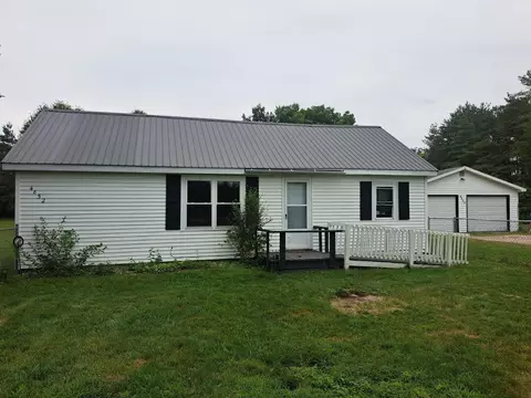 4852 N Dickenson, Coleman, MI 48618