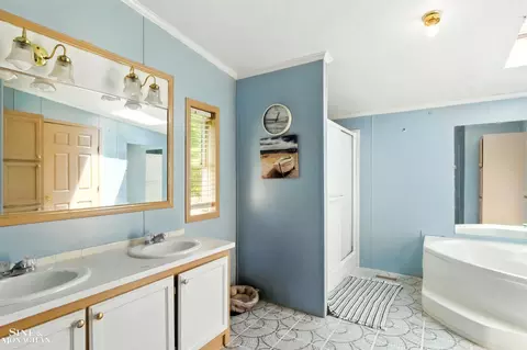 9537 Seaway, Clay, MI 48001 photo 9