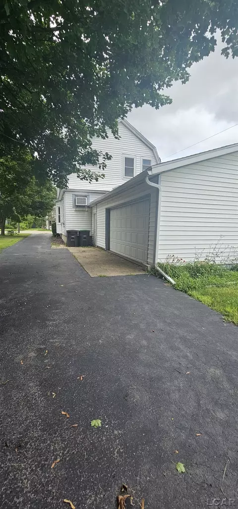 Exterior - 298 E Chicago, Britton, MI 49229 photo 4 of 6
