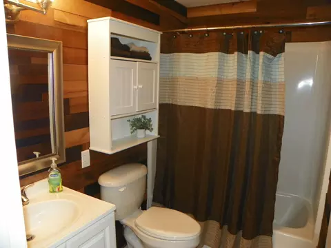 Bath - 489 Broad, Harrison, MI 48625 photo 1 of 5
