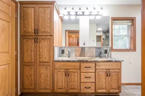 Bath - 4545 Willford, Gladwin, MI 48624 photo 4 of 9