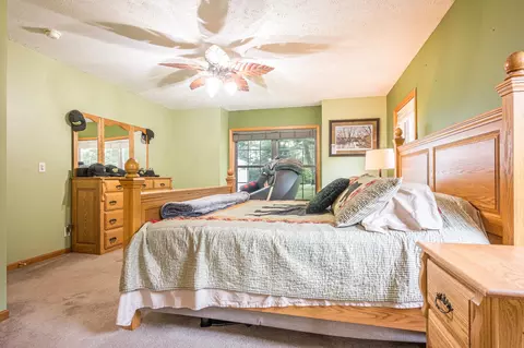 Bedroom - 4545 Willford, Gladwin, MI 48624 photo 3 of 6