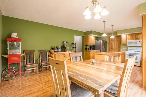 Dining - 4545 Willford, Gladwin, MI 48624 photo 1 of 1