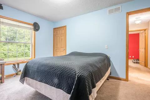 Bedroom - 4545 Willford, Gladwin, MI 48624 photo 2 of 6