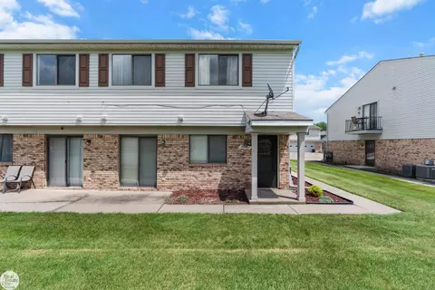 50101 S Horst #119, Chesterfield, MI 48047