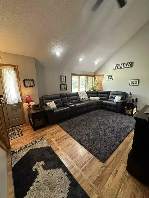 1206 Bartlett, Gladwin, MI 48624 photo 5