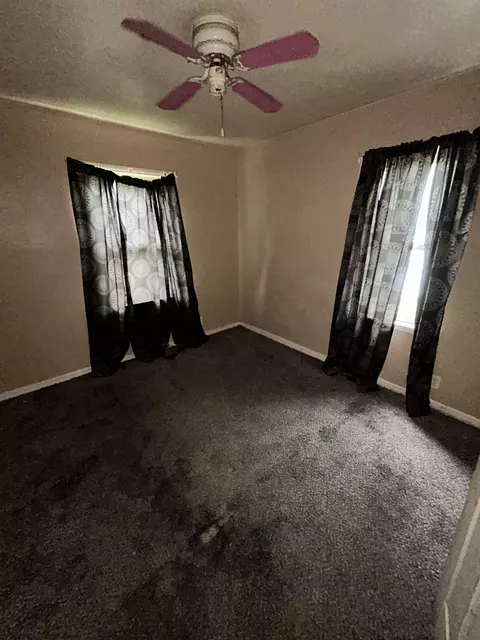 Bedroom - 949 Salisbury, Flint, MI 48532 photo 1 of 4