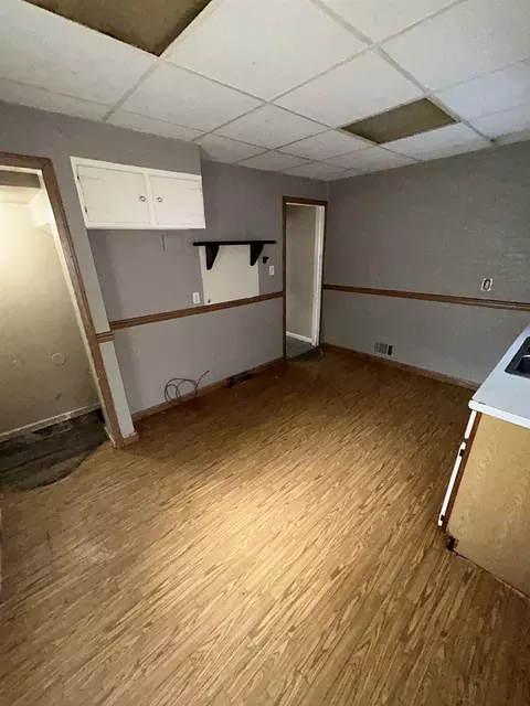 Kitchen - 949 Salisbury, Flint, MI 48532 photo 1 of 1