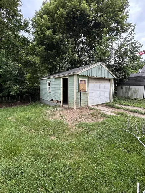 Other - 949 Salisbury, Flint, MI 48532 photo 2 of 4