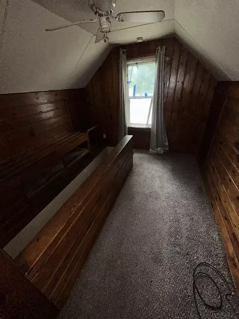 Bedroom - 949 Salisbury, Flint, MI 48532 photo 3 of 4