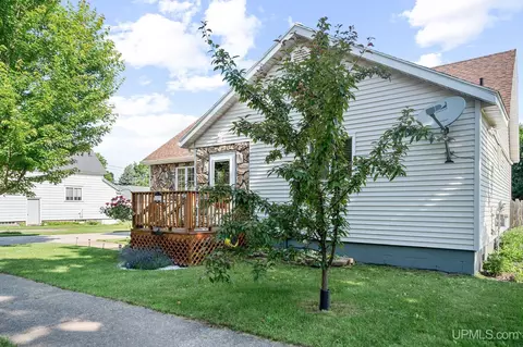 827 Michigan, Ishpeming, MI 49849 photo 40