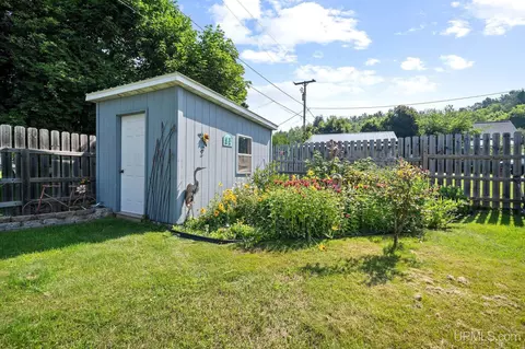 827 Michigan, Ishpeming, MI 49849 photo 36