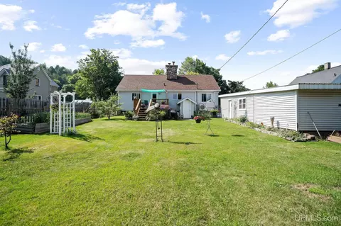 827 Michigan, Ishpeming, MI 49849 photo 37