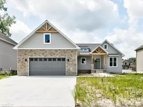 3935 Capital, Fort Gratiot, MI 48059
