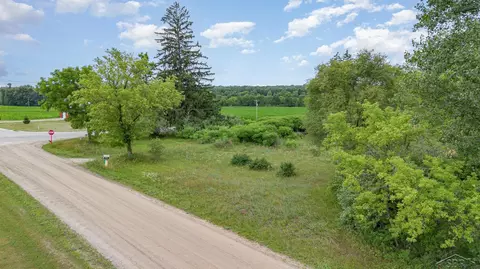 7976 S Brinton Rd, Blanchard, MI 49310 photo 5