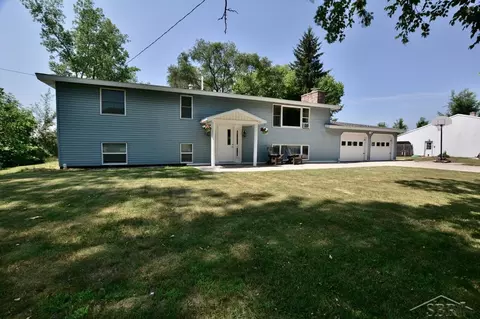 6381 Middle, Hope, MI 48628