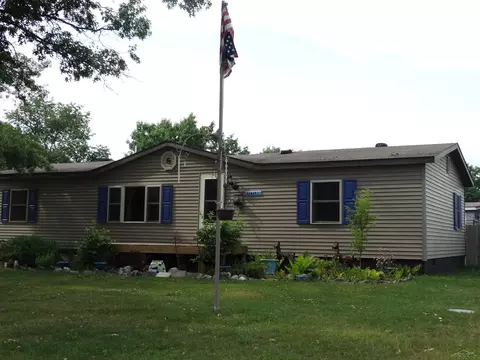 200 Crestwood, Grayling, MI 49738