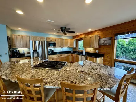 Kitchen - 1407 N N Riv, Saint Clair, MI 48079 photo 2 of 4