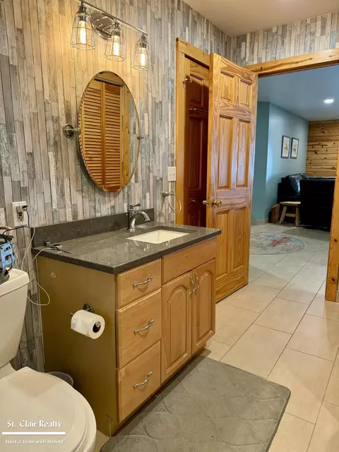 Bath - 1407 N N Riv, Saint Clair, MI 48079 photo 4 of 4