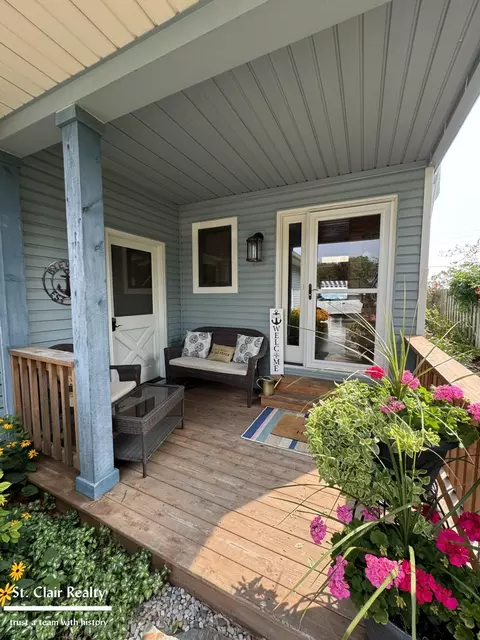 Exterior - 1407 N N Riv, Saint Clair, MI 48079 photo 2 of 4