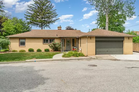 605 Ames, Bay City, MI 48708