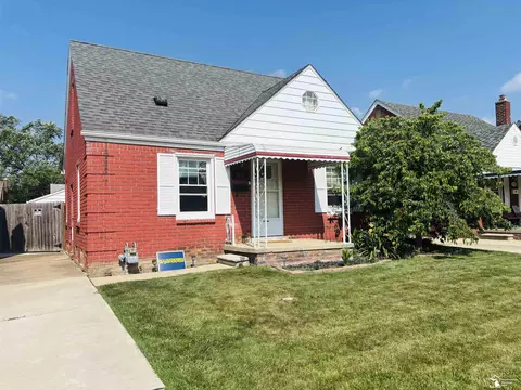 1482 16th, Wyandotte, MI 48192