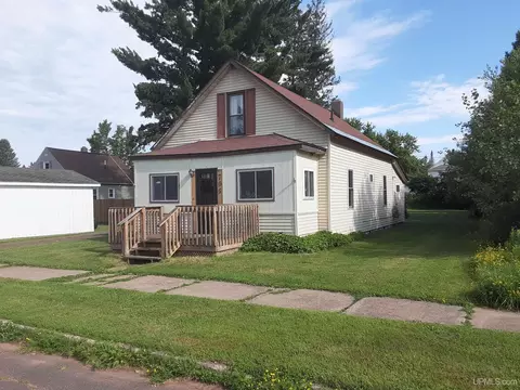 705 Hancock, Wakefield, MI 49968