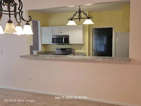 Kitchen - 16262 Grandview, Macomb, MI 48044 photo 2 of 6