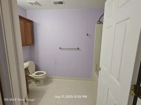 Bath - 16262 Grandview, Macomb, MI 48044 photo 1 of 9