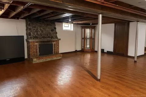 Living - 3652 Chicago, Warren, MI 48092 photo 3 of 3