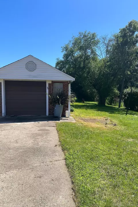 Exterior - 3652 Chicago, Warren, MI 48092 photo 3 of 4